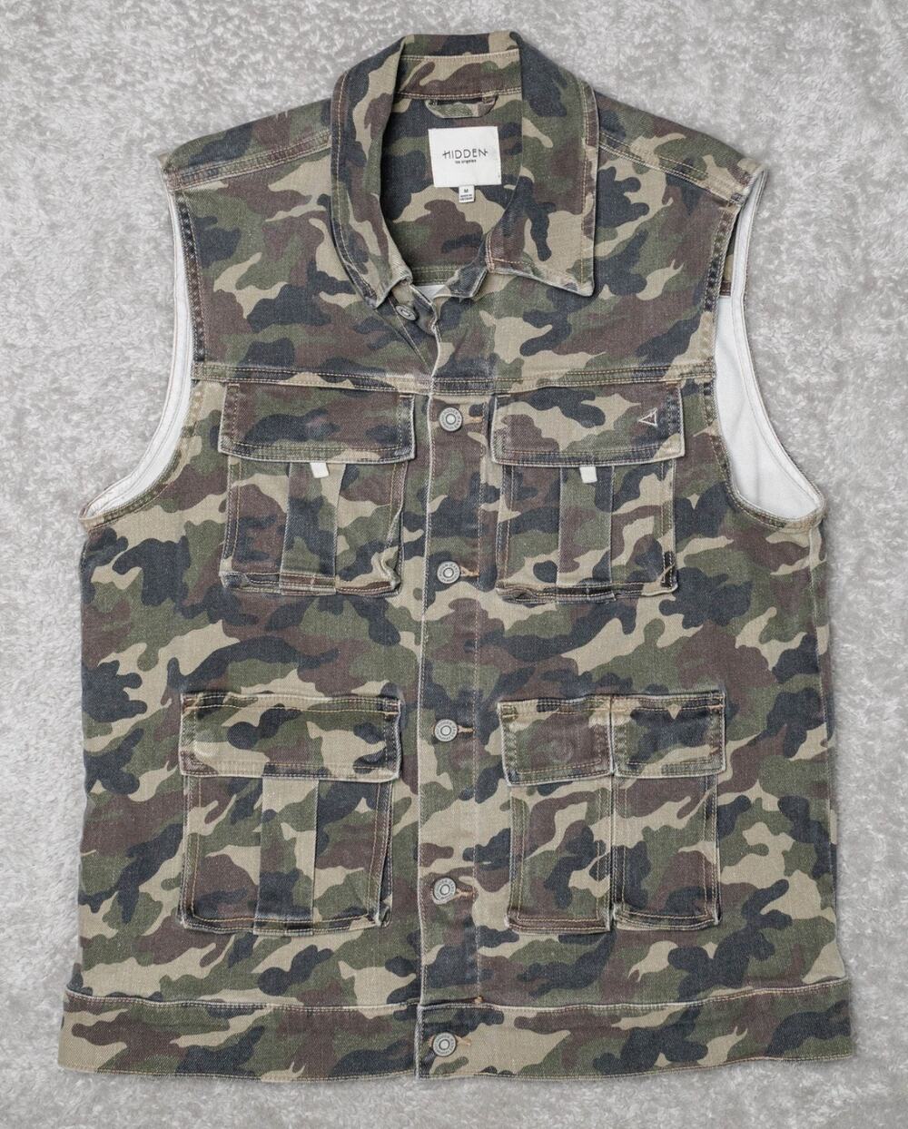Hidden Jeans Green Camo Print Oversized Cargo Vest Womens Size M